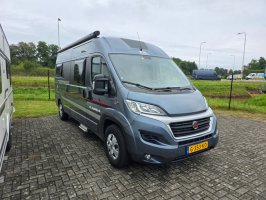 Adria Twin 600 SLT OFF GRID BUSBIKER BEARLOCK ENKELE BEDDEN