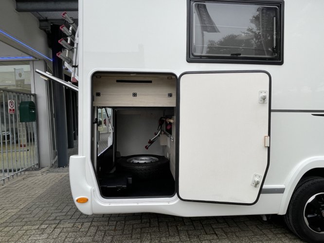 Chausson Challenger 398 XLB QUEENSBED+HEFBED EURO6 DIESELKACHEL foto: 22