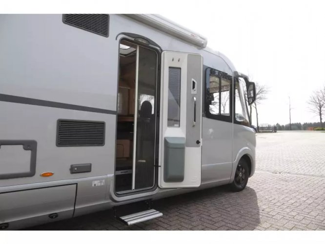 Hymer BML I 890  foto: 9