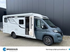 Hymer Exsis-T 580 Pure Automaat * Zonnepanelen * Multimedias