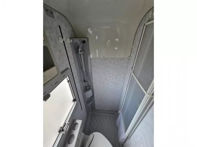 Adria Coral 590 DS Fransbed | 4 pers |  foto: 9