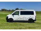 Volkswagen Transporter T5 Buscamper nieuw interieur  foto: 3