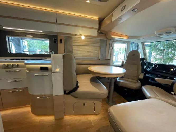 Hymer B ML 880 Levelsysteem  foto: 7