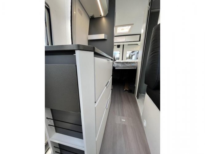 Adria Twin Supreme 600 SPB DEMO 2024 AUTOMAAT  foto: 11