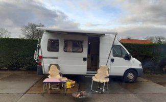 Fiat 2 pers. Louer un camping-car Fiat à Utrecht ? À partir de 48 € par jour - Goboony