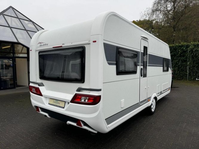 Hobby De Luxe 540 UL 2023 | Enkele bedden 