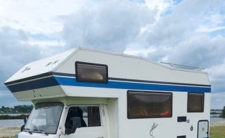 Nissan 4 pers. Rent a Nissan camper in Gouda? From € 91 pd - Goboony
