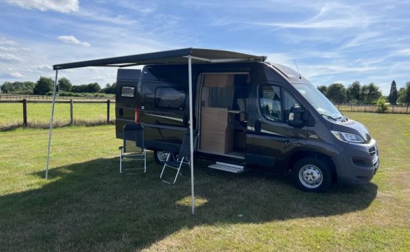 Knaus 2 pers. Rent a Knaus motorhome in Vaassen? From € 109 pd - Goboony photo: 1