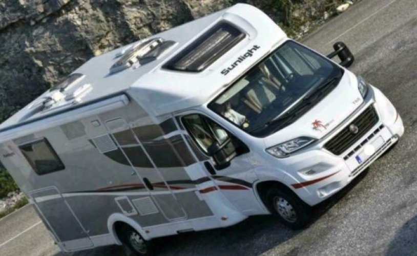 Sunlight 4 pers. Sunlight camper huren in Oss? Vanaf € 121 p.d. - Goboony foto: 1