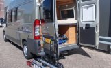 Possl 3 pers. Rent a Pössl motorhome in Someren? From € 91 pd - Goboony photo: 4
