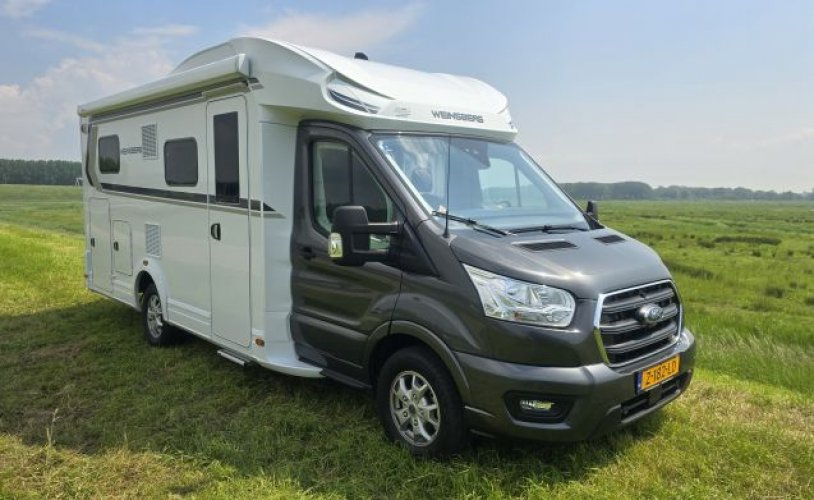 Ford 4 pers. Ford camper huren in Oudenbosch? Vanaf € 127 p.d. - Goboony foto: 0