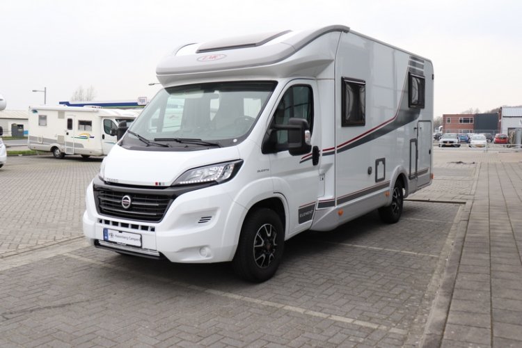 De Element T 668 G uit de stal van LMC lengte bedden compact 6.99 m collectie 2021 (63  foto: 5