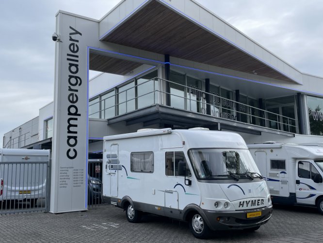 Hymer B544 HEFBED + RUIME MIDDENZIT CAMERA DAKAIRCO CRUISEC hoofdfoto: 1