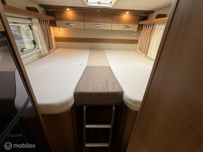 Knaus van i650 Meg platinum selection met gunstige km stand foto: 10