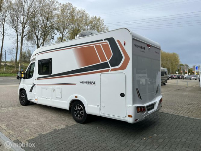 Weinsberg 600 MEG Pepper Edition Enkele Bedden Luifel Grote Garage