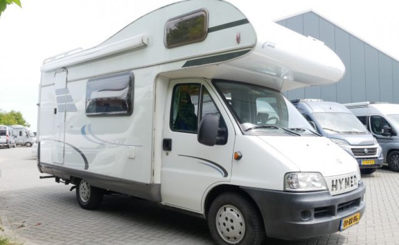 Hymer 5 pers. Rent a Hymer motorhome in Opperdoes? From € 120 pd - Goboony photo: 0