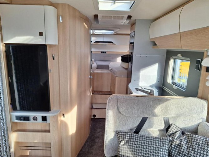 Hymer BMC-I WhiteLine 600 I - FULL OPTIONS foto: 5