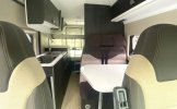 Benimar 4 pers. Benimar camper huren in Zwolle? Vanaf € 92 p.d. - Goboony foto: 3