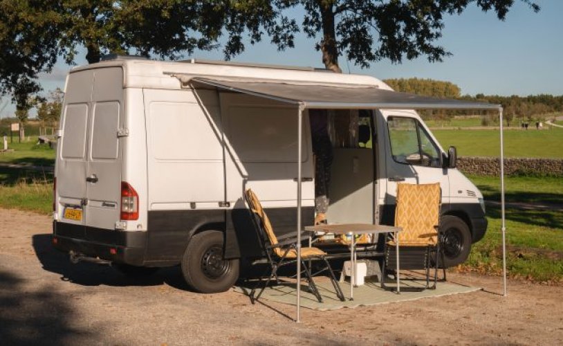 Mercedes Benz 2 pers. Rent a Mercedes-Benz camper in Voorhout? From € 67 pd - Goboony photo: 0