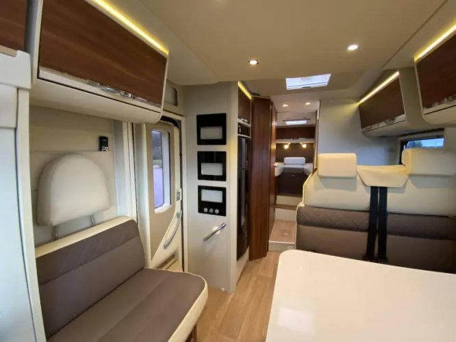 Adria Matrix Axess M 670SL Lengtebedden Hefbed  foto: 11