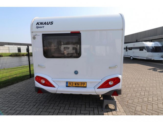 Knaus Sport 420 QD DWARS BED 210CM FIETSDRG