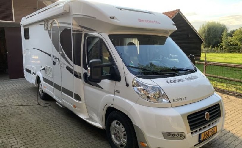 Dethleffs 2 pers. Rent a Dethleffs motorhome in Nieuwleusen? From € 79 pd - Goboony photo: 0
