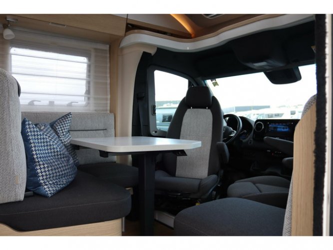 Hymer BMC-T 600 White Line 170pk Automaat | Lengtebedden | Zonnepaneel | Adaptive cruise | SLC AL-KO Chassis | foto: 5