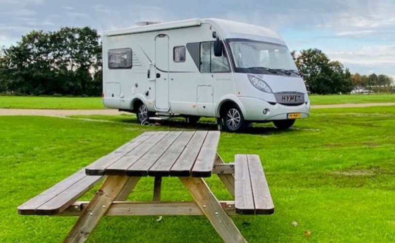 Hymer 4 pers. Rent a Hymer motorhome in Amersfoort? From € 99 pd - Goboony photo: 0