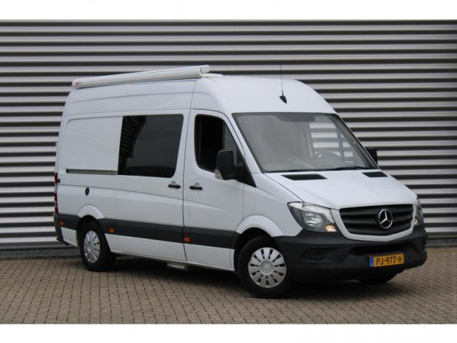 Mercedes-Benz Sprinter Lengtebedden 129PK TV WC  hoofdfoto: 1