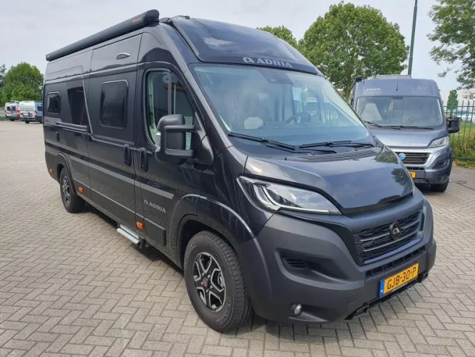 Adria Twin Supreme 640 SLB BUSBIKER, ZONNEPANEEL  foto: 13