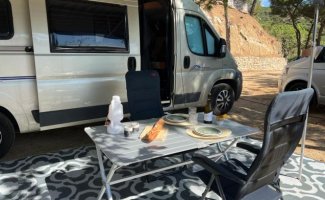 Pössl 3 pers. Rent a Pössl motorhome in Barneveld? From €76 pd - Goboony