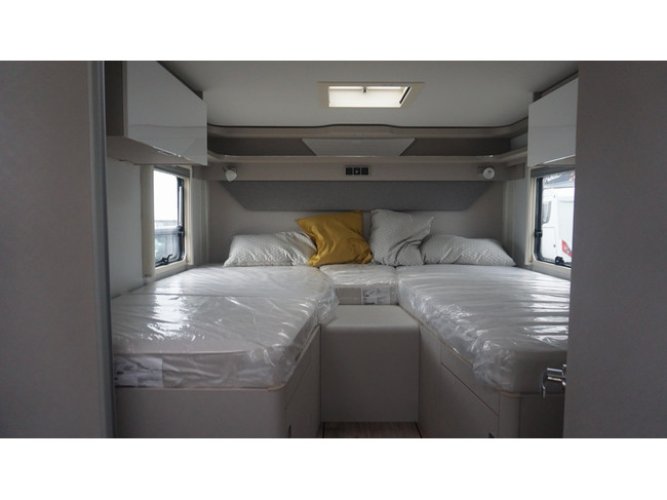 Hymer Tramp S 685 Mercedes CAMPER DEALS foto: 23