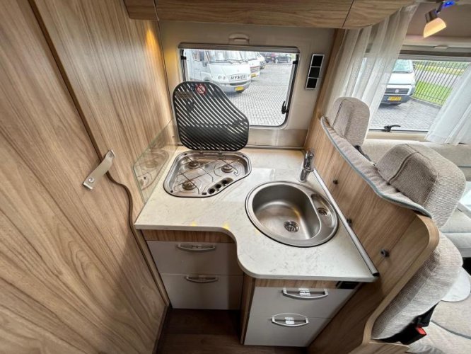 Hymer B598 CL Queensbed/2018/Euro-6  foto: 17