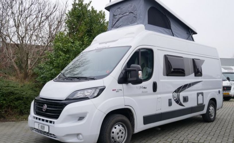 Chausson 4 pers. Rent a Chausson motorhome in Opperdoes? From € 135 pd - Goboony photo: 1
