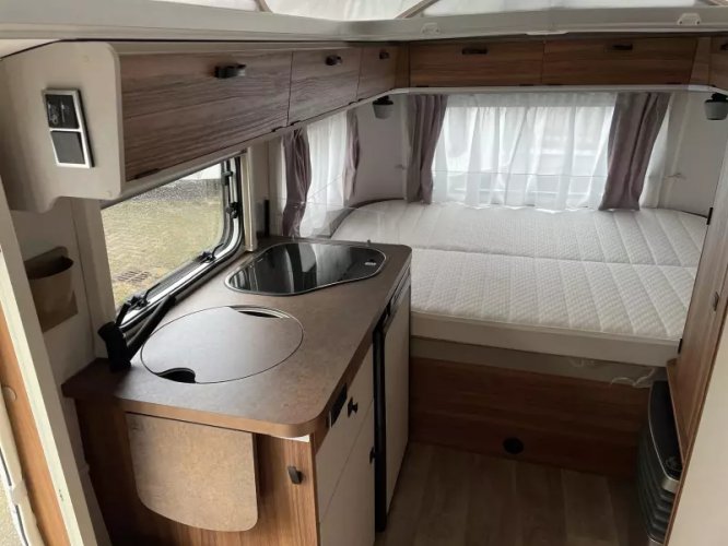 Eriba Touring Legend 530 HARBOUR BLUE ACTIE 