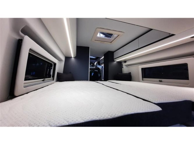 Adria Twin Supreme 640 SLB foto: 14