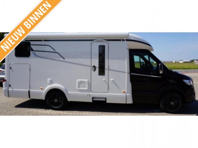 Hymer Tramp S 680 -2 SEPARATE BEDS - ALMELO photo: 0