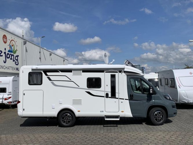Hymer Exsis-T 580 Pure - automaat  foto: 23