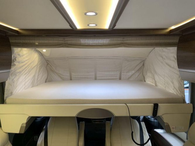 Bürstner Elegance 730 I Queensbed + hefbed  foto: 21