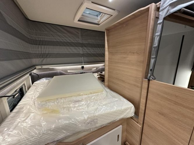 Knaus Tourer CUVision 500 MQ slide-bed / automaat  foto: 17