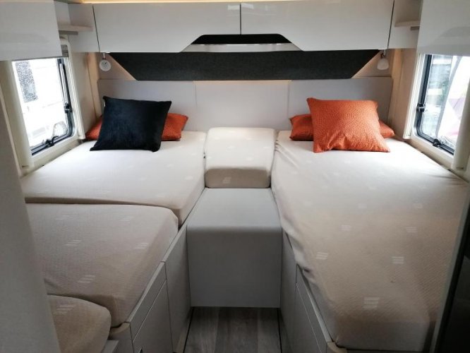 Hymer Tramp S 585 -Automaat  foto: 13