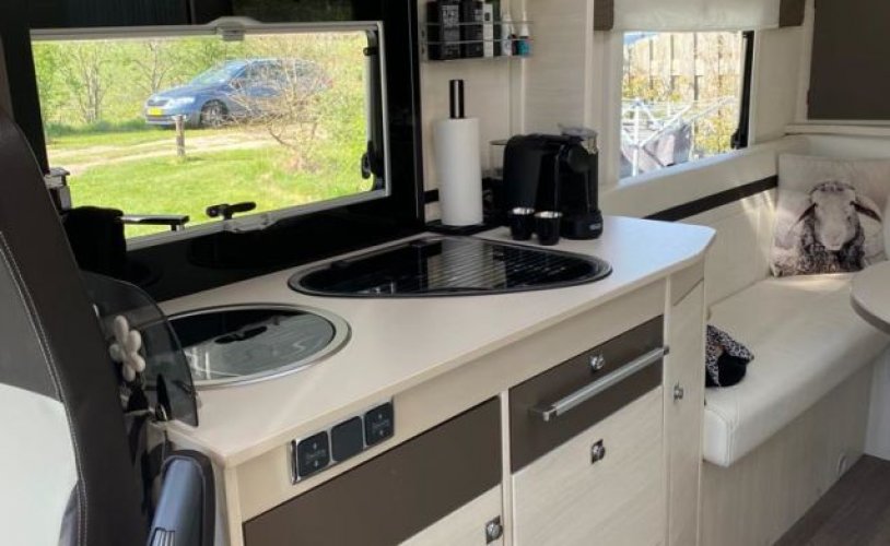 Chausson 4 Pers. Mieten Sie ein Chausson-Wohnmobil in Harderwijk? Ab 121 € pro Tag - Goboony-Foto: 1