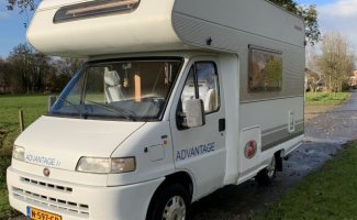 Dethleff's 4 pers. Rent a Dethleffs camper in Garrelsweer? From €75 pd - Goboony