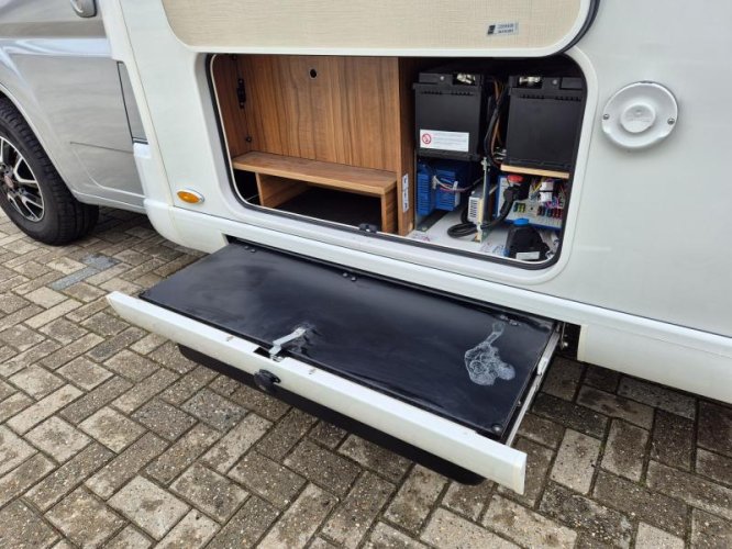 Hymer T 588 SL 150PK Lengtebedden  foto: 22