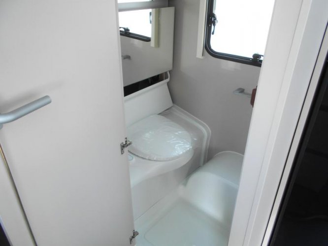 Adria Adora 542 UL Nu korting van €3500,- !!  foto: 16