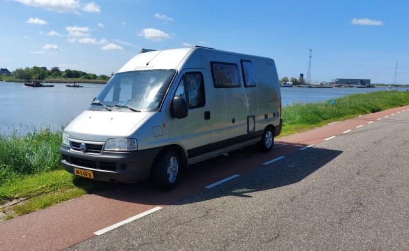 Fiat 2 pers. Rent a Fiat camper in Lekkerkerk? From €63 pd - Goboony photo: 0