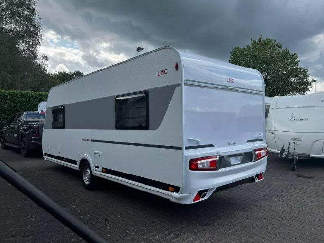 LMC Tandero 510 E | Enkele bedden 