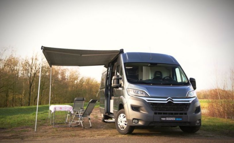 Other 2 pers. Rent a Citroën Jumper camper in Berlicum? From € 99 pd - Goboony photo: 0
