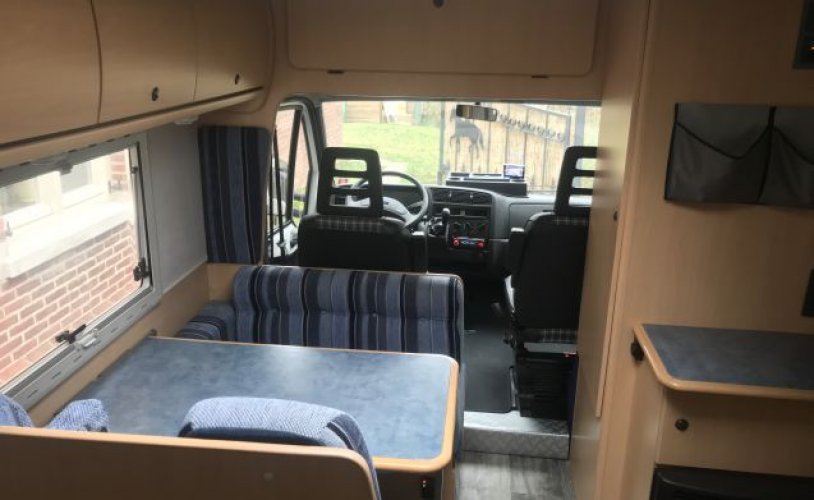 Chausson 4 pers. Chausson camper huren in Beesel? Vanaf € 116 p.d. - Goboony