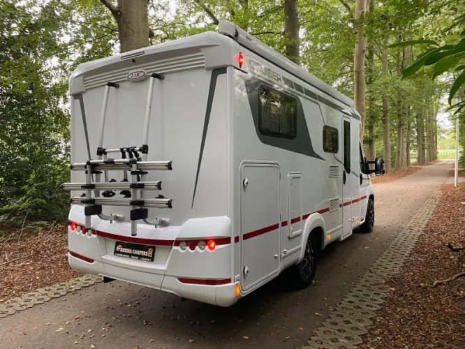 LMC Cruiser V 646 Enkele Bedden Automaat 